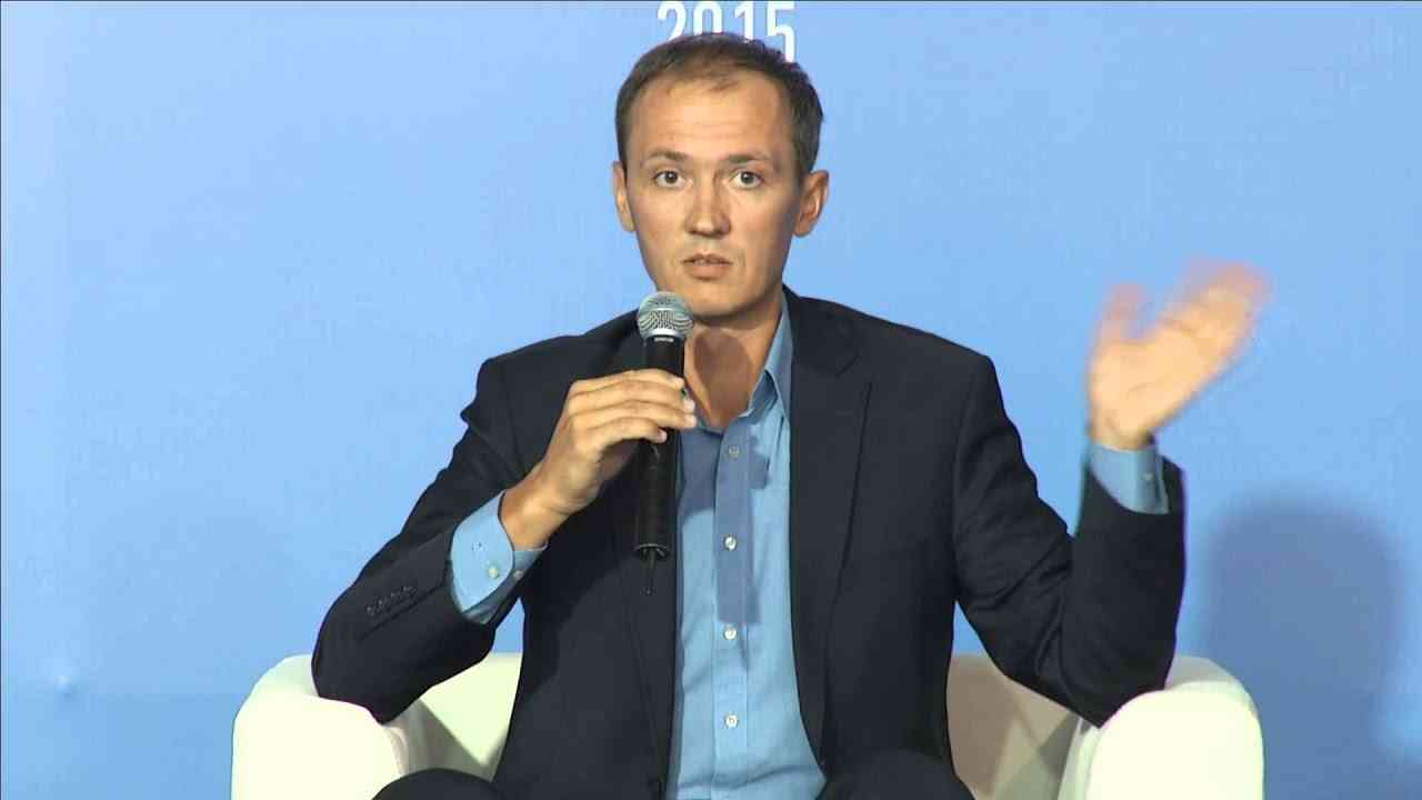 Дмитрий Григоренко - биография, семья, возраст, правительство, книги, фото