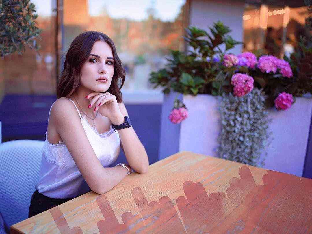 karina-arakelyan-biografiya-skolko-let-i-andrej-noils-slitye-foto-tik-tok-instagram-momo