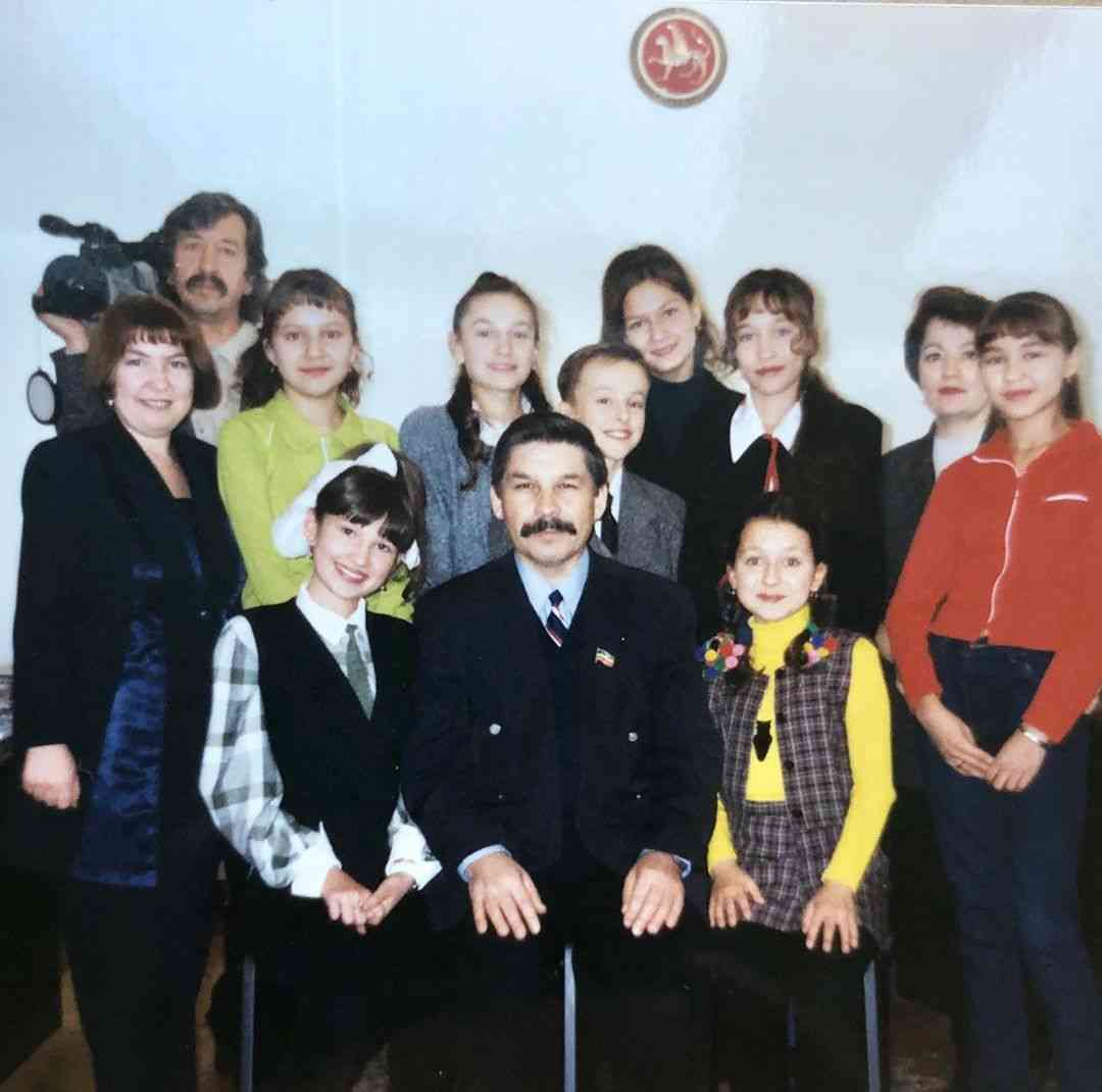 robert-minnullin-poeht-biografiya-lichnaya-zhizn-tvorchestvo-stihi-na-russkom-i-tatarskom-novosti-foto-2020-instagram