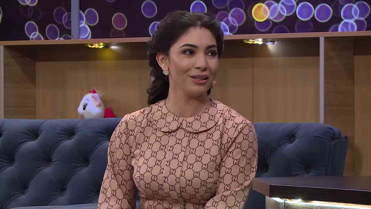 rajhon-ulasenova-aktrisa-biografiya-lichnaya-zhizn-semya-muzh-i-deti-god-rozhdeniya-foto-instagram