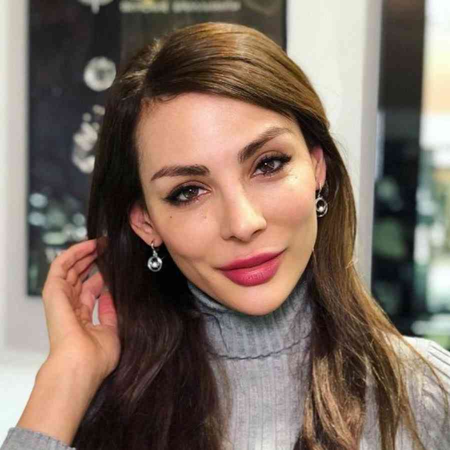 nika-vajper-biografiya-lichnaya-zhizn-sliv-foto-vajny-raznye-glaza-nogti-vozrast-instagram-yutub-krovavaya-mehri