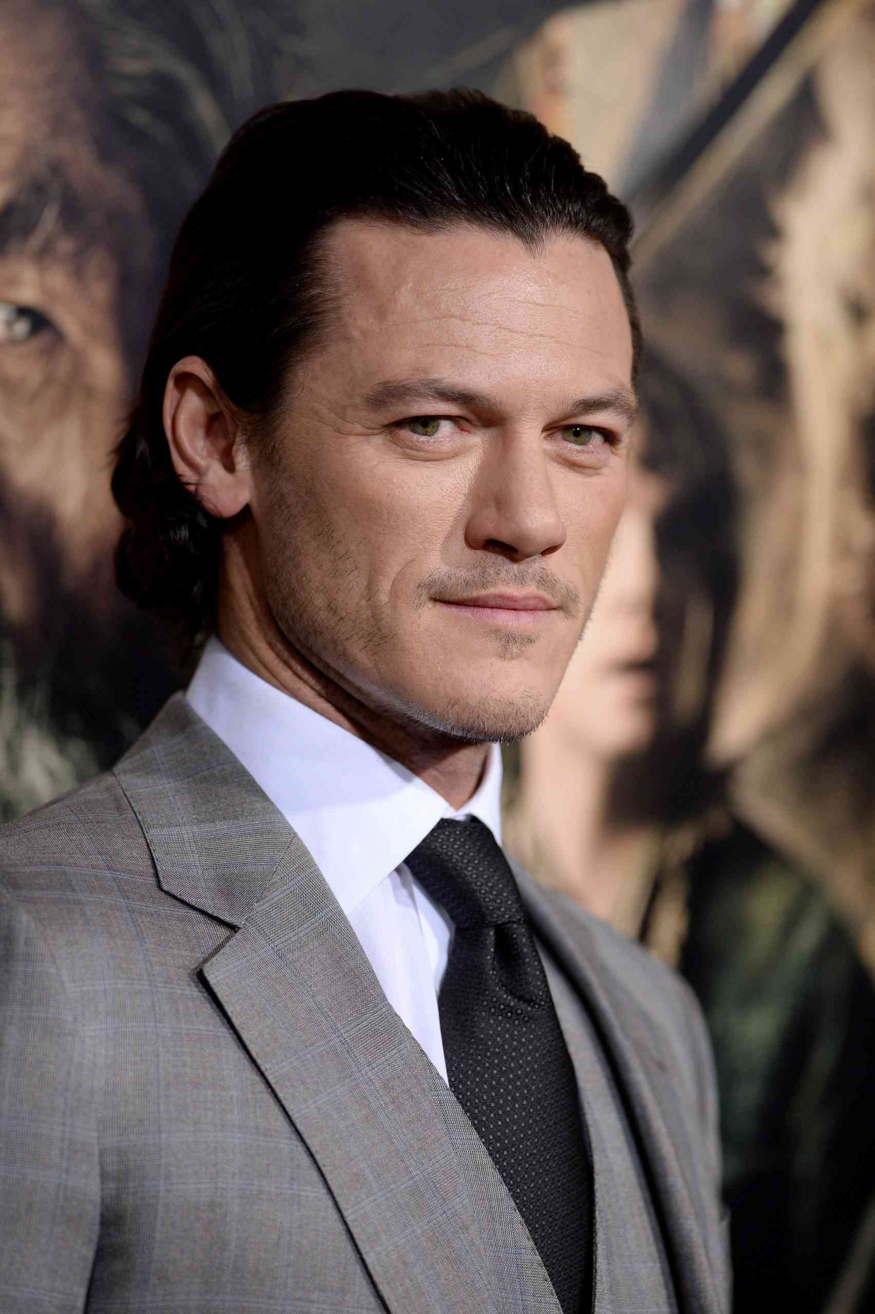 lyuk-ehvans-akter-biografiya-lichnaya-zhizn-i-ego-paren-filmy-s-ego-uchastiem-drakula-hobbit-foto-socseti