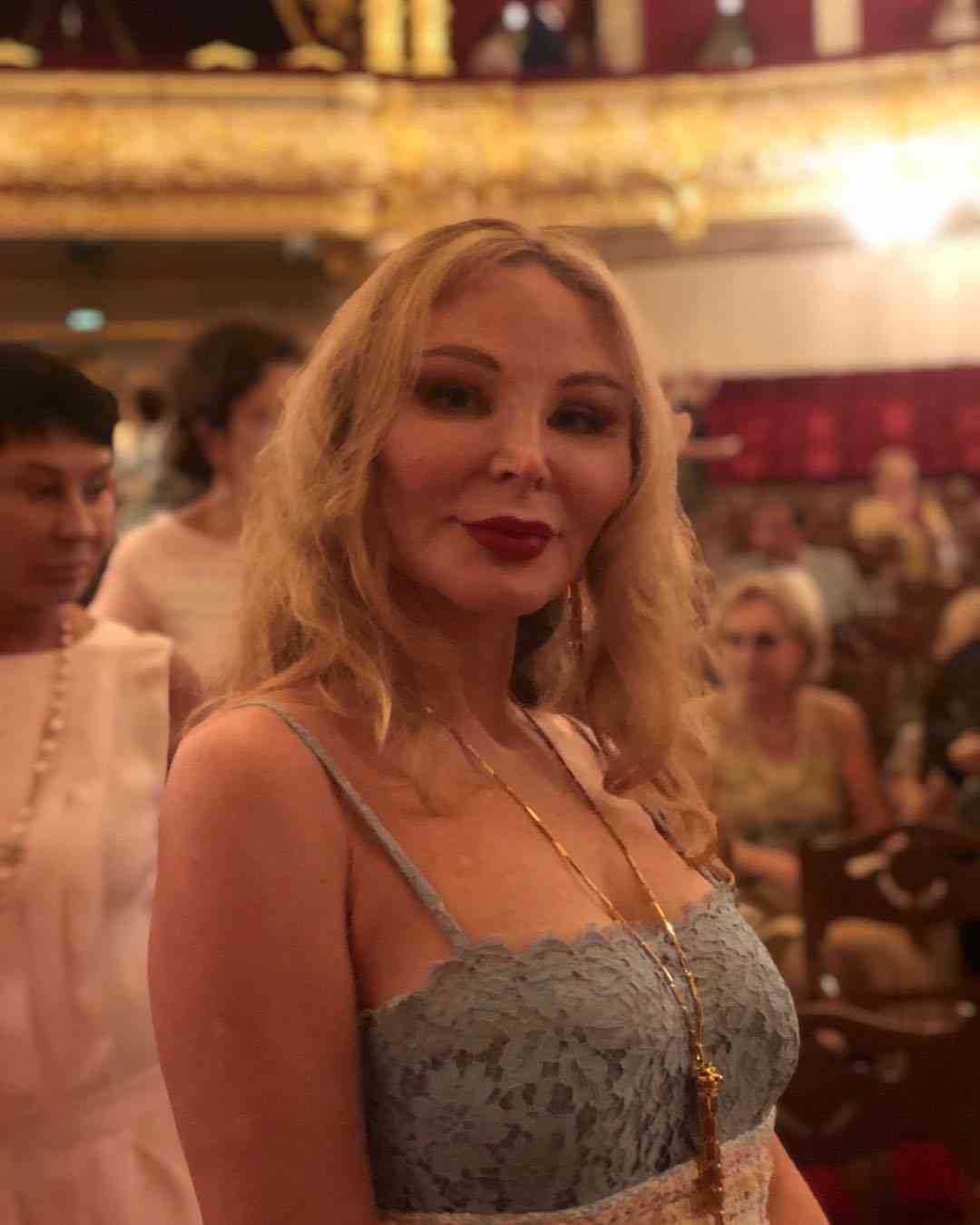 liyana-kolesova-biografiya-lichnaya-zhizn-karera-chto-s-licom-do-i-posle-plastiki-vozrast-otzyvy