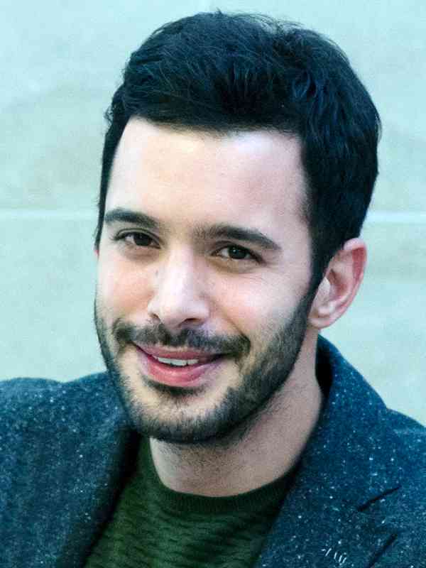 barysh-arduch-akter-biografiya-lichnaya-zhizn-i-gupse-ozaj-i-ehlchin-sangu-filmy-s-ego-uchastiem-v-glavnoj-roli-socseti-svezhie-novosti-i-sluhi