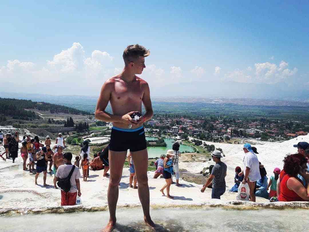 pasha-pehl-biografiya-lichnaya-zhizn-populyarnye-pesni-socialnye-seti-instagram-foto