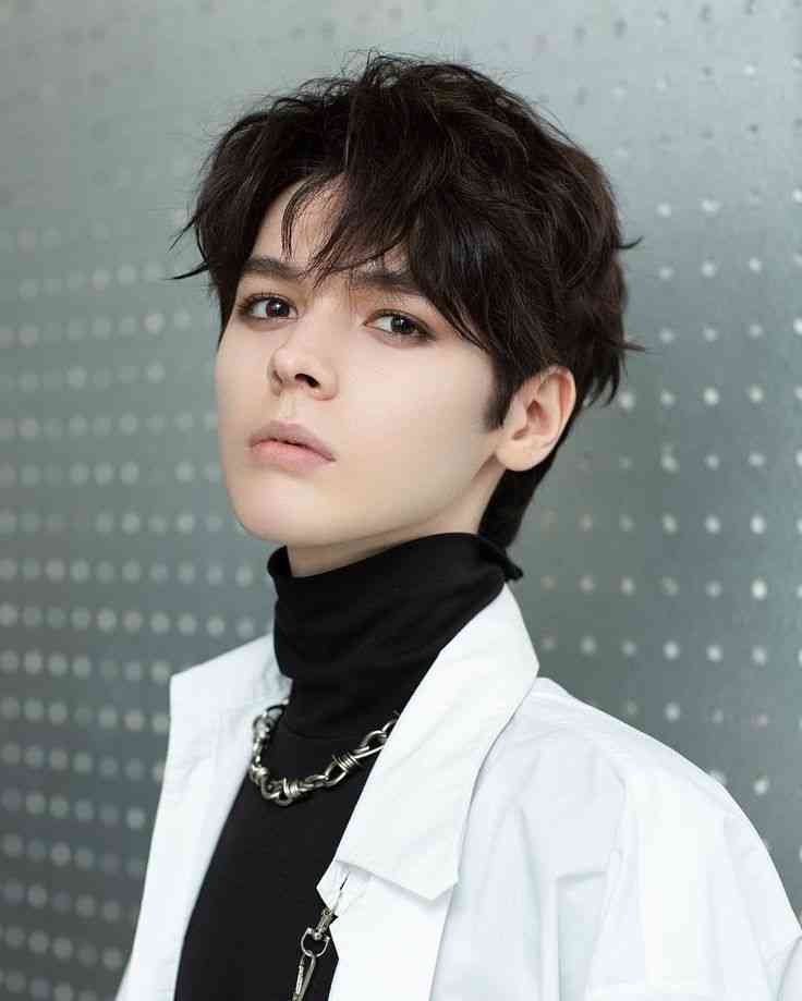 kristian-kostov-artist-biografiya-lichnaya-zhizn-i-evgeniya-medvedeva-evrovidenie-pesni-instagram-foto
