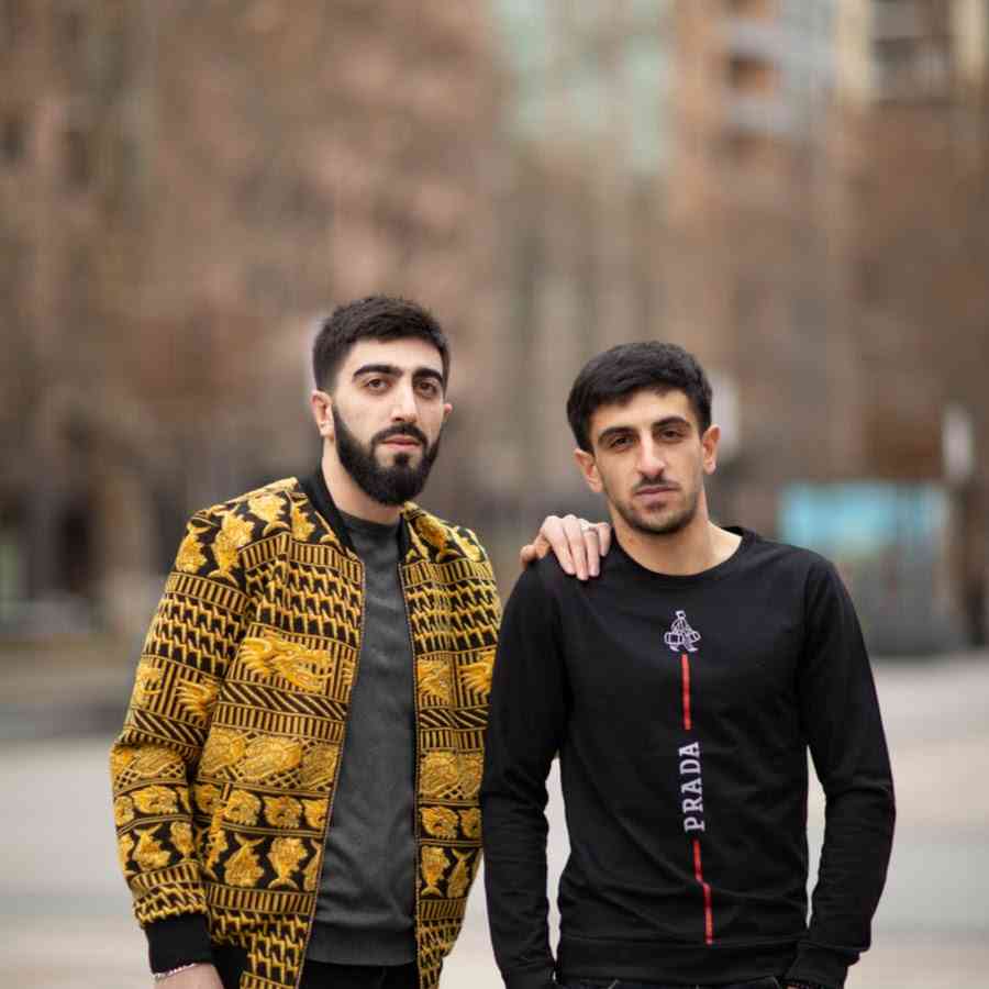 tenca-biografiya-uchastnikov-nacionalnost-interesnye-fakty-socialnye-seti-foto-populyarnye-pesni