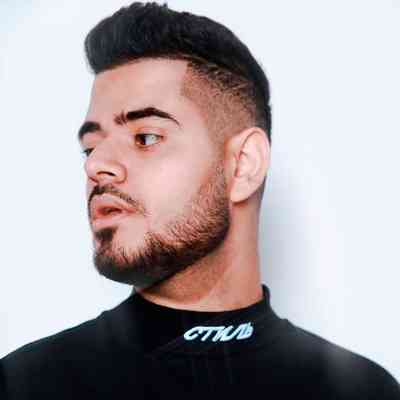 roman-kagramanov-biografiya-kto-ehto-nacionalnost-pesni-na-tnt-video-tik-tok-instagram