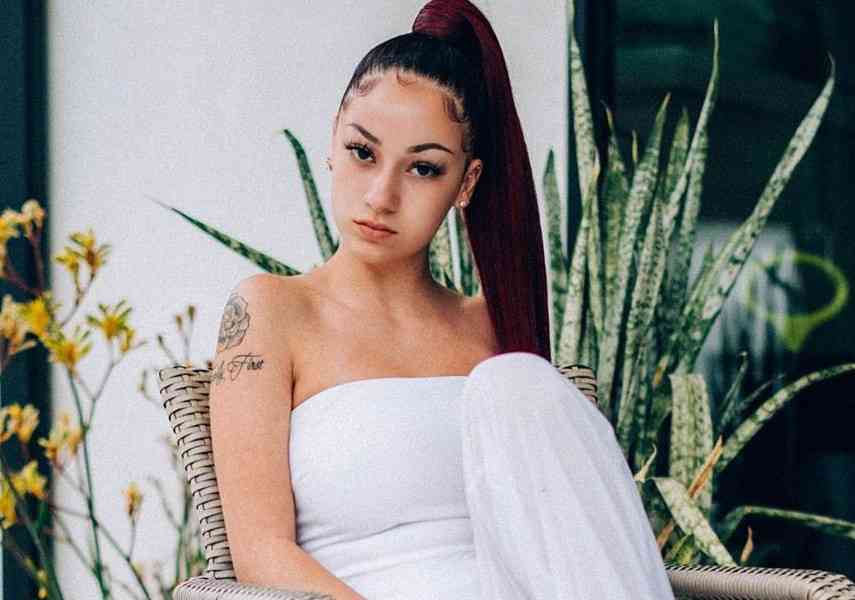 bhad-bhabie-pevica-biografiya-lichnaya-zhizn-skolko-let-rost-razmer-slitye-foto-s-butylkoj-goryachie-foto-socseti