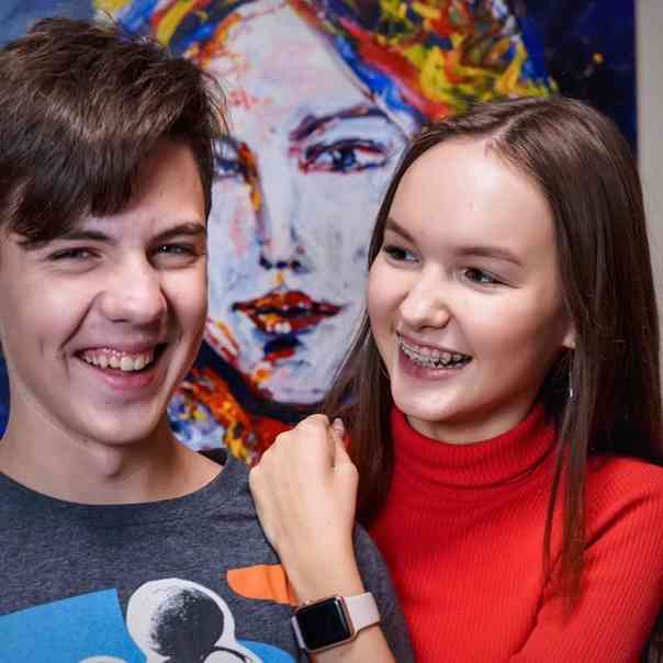 kirill-skripnik-biografiya-skolko-let-golos-deti-pesnya-vypusknoj-vk-instagram-foto