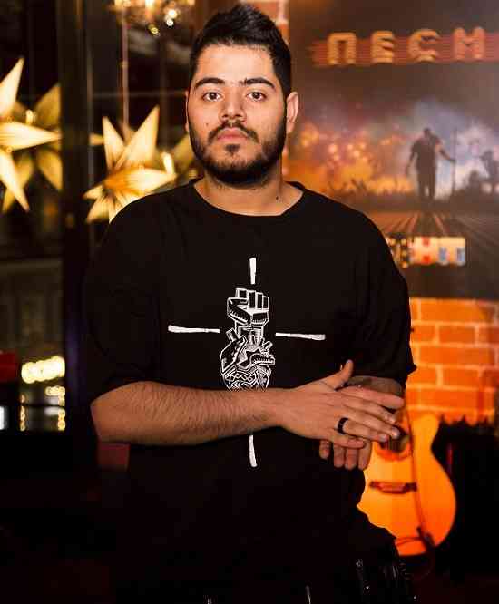 roman-kagramanov-biografiya-kto-ehto-nacionalnost-pesni-na-tnt-video-tik-tok-instagram