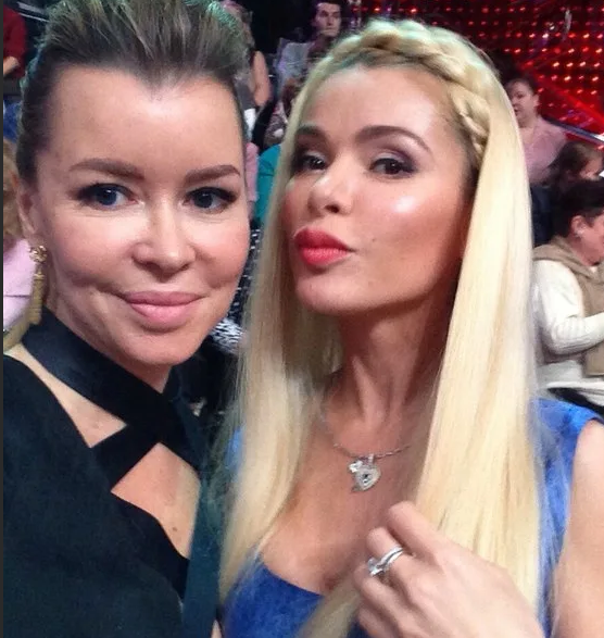 liya-volyanskaya-pevica-biografiya-lichnaya-zhizn-muzh-i-leti-vozrast-kto-ehto-foto-instagram