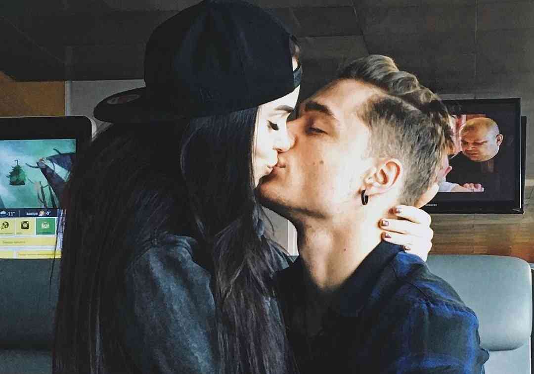 nazar-grabar-tancor-biografiya-lichnaya-zhizn-i-ego-devushka-i-ekaterina-kuzmenko-ushel-ot-lobody-nacionalnost-foto-instagram