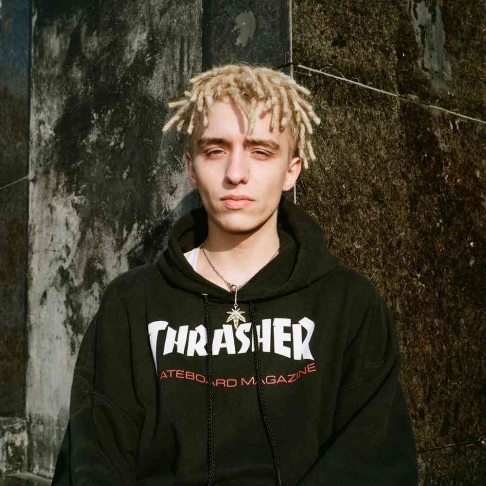 lil-morti-lil-morty-rehper-biografiya-lichnaya-zhizn-populyarnye-pesni-na-kurorte-bessonnica-freya-rost-i-vozrast-interesnye-fakty-socialnye-seti