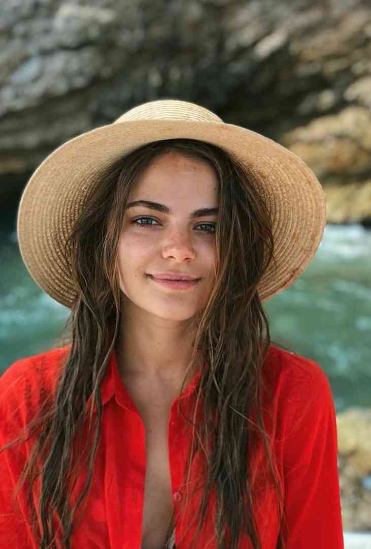 rita-abroskina-aktrisa-biografiya-lichnaya-zhizn-filmografiya-goryachie-foto-socialnye-seti