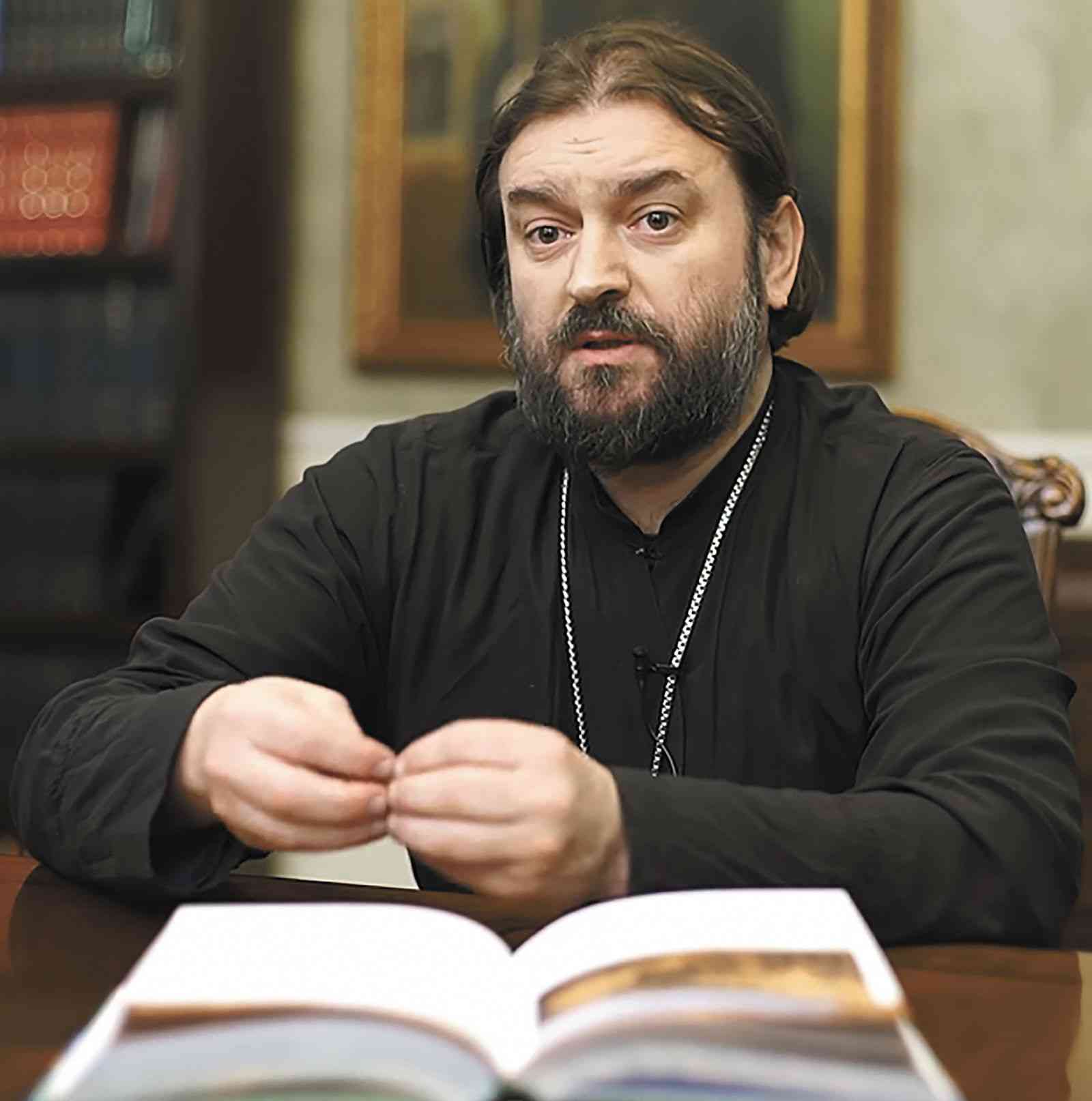andrej-tkachev-protoierej-biografiya-semya-deti-foto-sejchas-knigi-v-protivogaze-poslednie-zapisi-propovedi-besedy-s-molodezhyu-voprosy-i-otvety