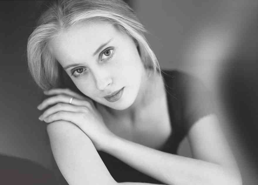 veronika-ivashchenko-vedushchaya-biografiya-lichnaya-zhizn-muzh-i-deti-film-i-kanal-spas-filmy-foto-v-kupalnike-moskva-24-instagram