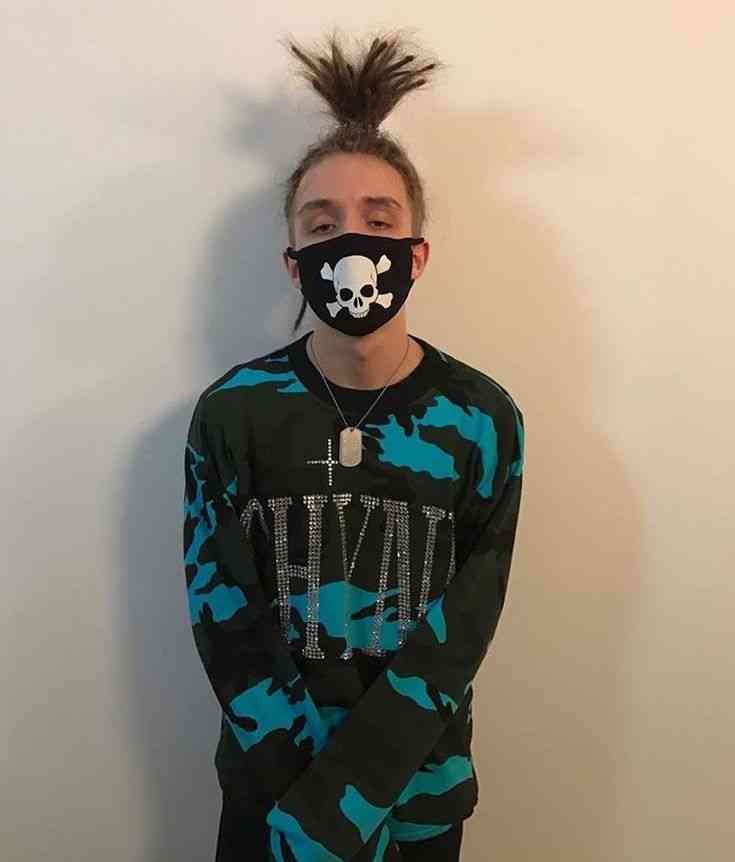 lil-morti-lil-morty-rehper-biografiya-lichnaya-zhizn-populyarnye-pesni-na-kurorte-bessonnica-freya-rost-i-vozrast-interesnye-fakty-socialnye-seti