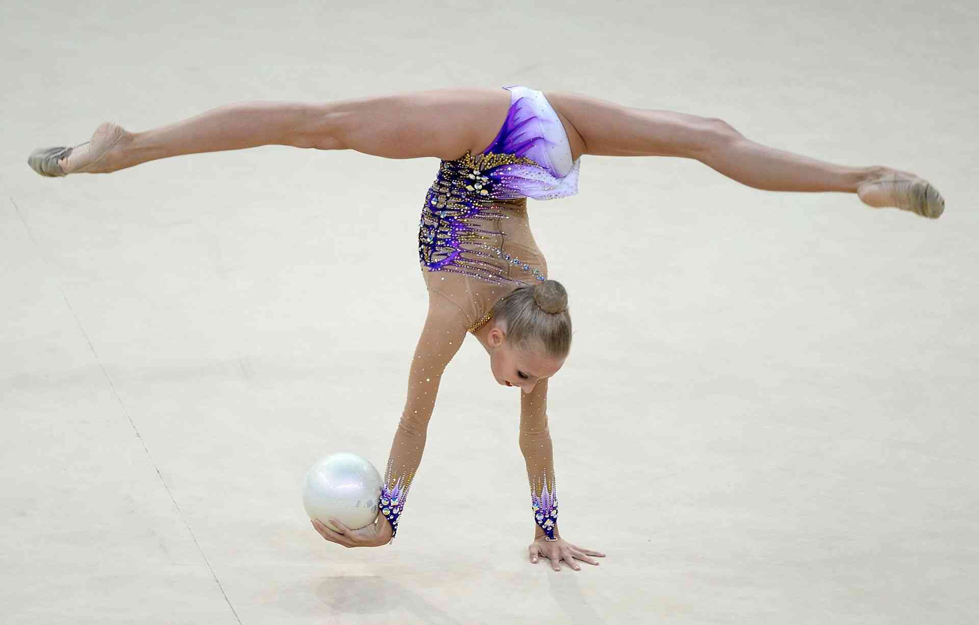 yana-kudryavceva-gimnastka-biografiya-lichnaya-zhizn-i-dmitrij-kugryshev-rodila-ot-kogo-rebenok-rost-instagram