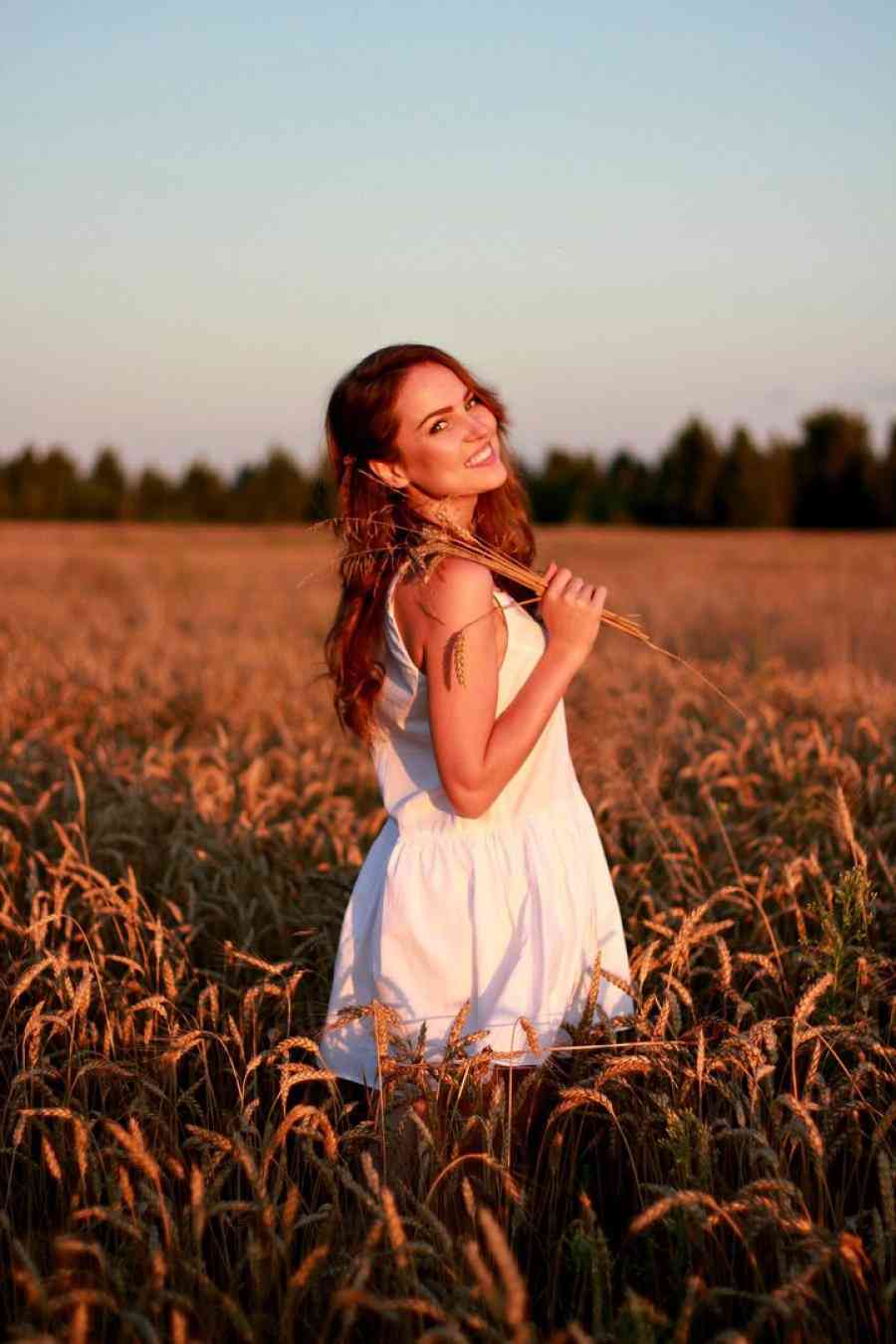 aliya-karachurina-biografiya-lichnaya-zhizn-dueht-s-rishatom-tuhvatullinym-vozrast-pesni-instagram