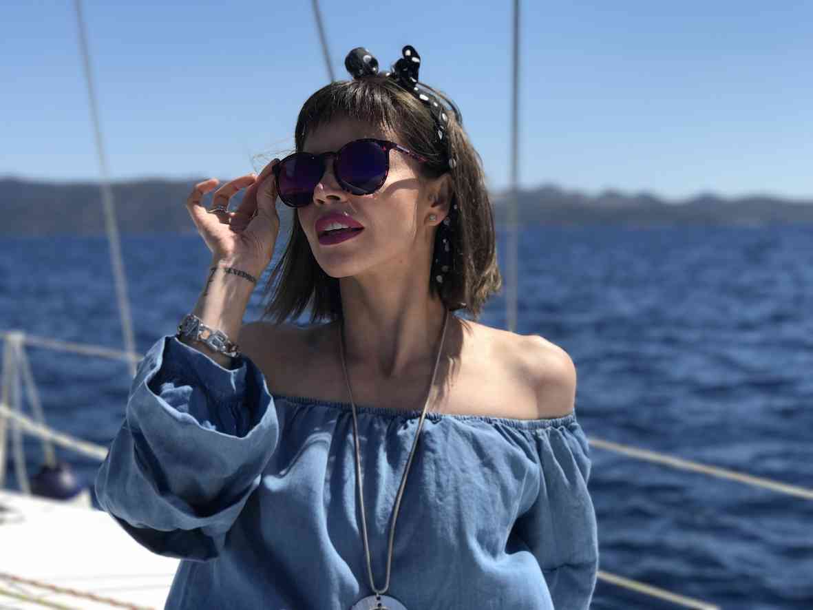 natali-nevedrova-televedushchaya-biografiya-lichnaya-zhizn-orel-i-reshka-foto-maksim-goryachie-foto-v-kupalnike-rost-doch-foto-instagram