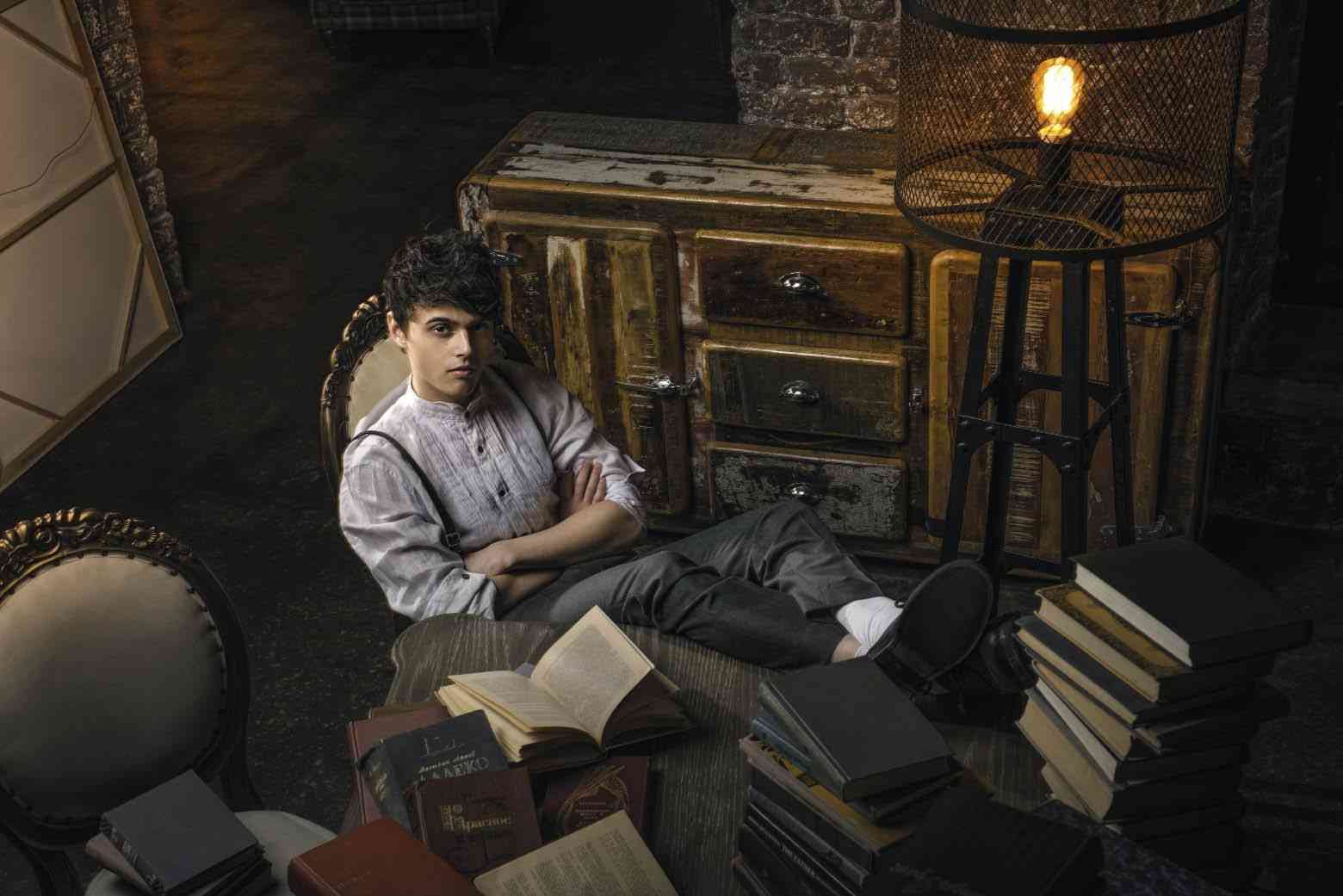 nikita-alekseev-pevec-biografiya-lichnaya-zhizn-i-ego-devushka-ulyana-sineckaya-albomy-populyarnye-pesni-v-kontakte-instagram
