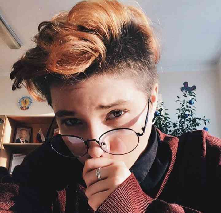 yan-bezdushnyj-biografiya-lichnaya-zhizn-foto-tik-tok-instagram-vk