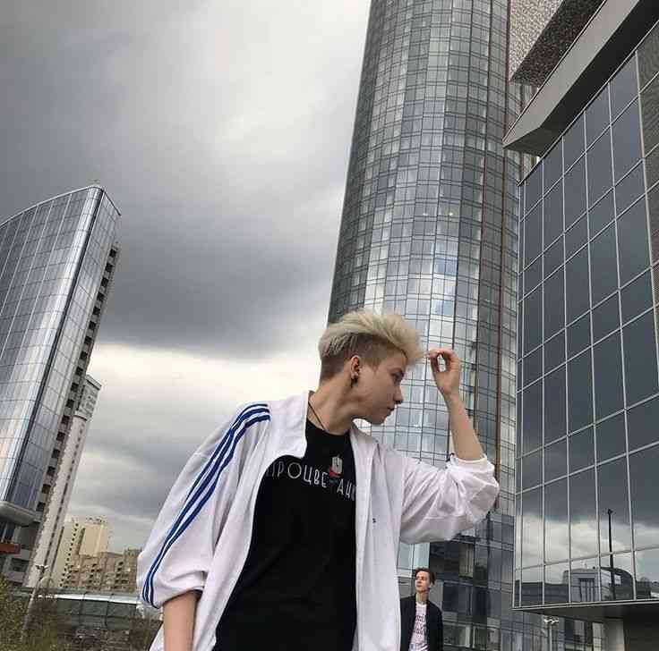 yan-bezdushnyj-biografiya-lichnaya-zhizn-foto-tik-tok-instagram-vk